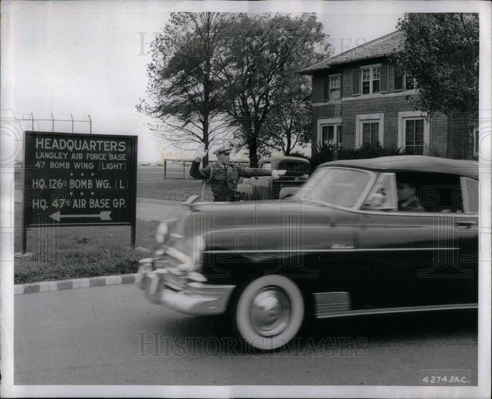 1951 Light Bombardment buzzing traffic Air - Historic Images