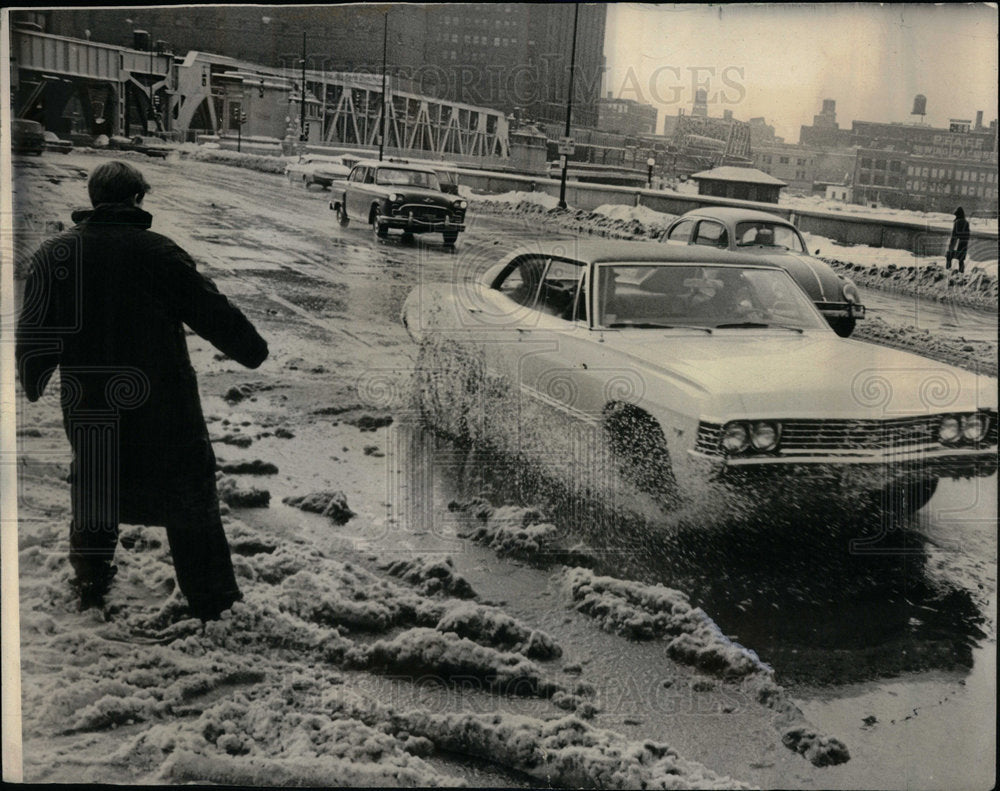 1967 Franklin Wacker West Snow Fall Autos - Historic Images