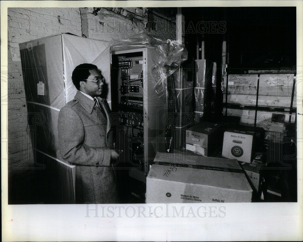 1983 Robert Vesco Jim Nathan Customs Agent - Historic Images