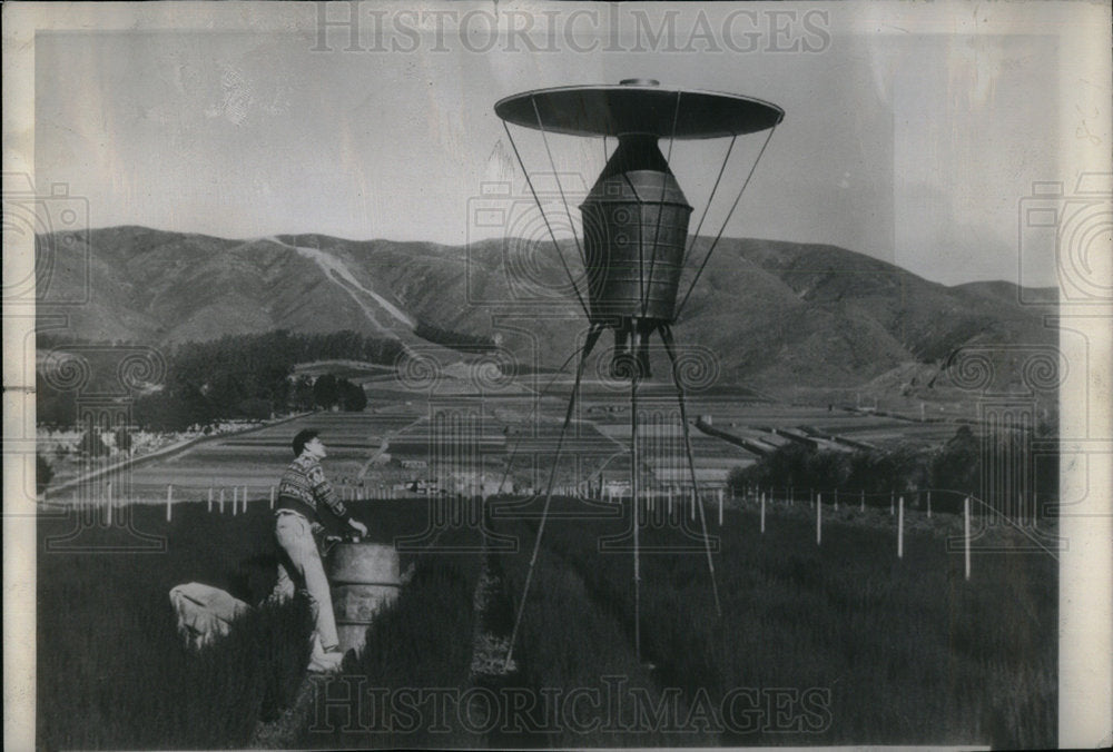 1949 Frostguard Smudge Pot - Historic Images