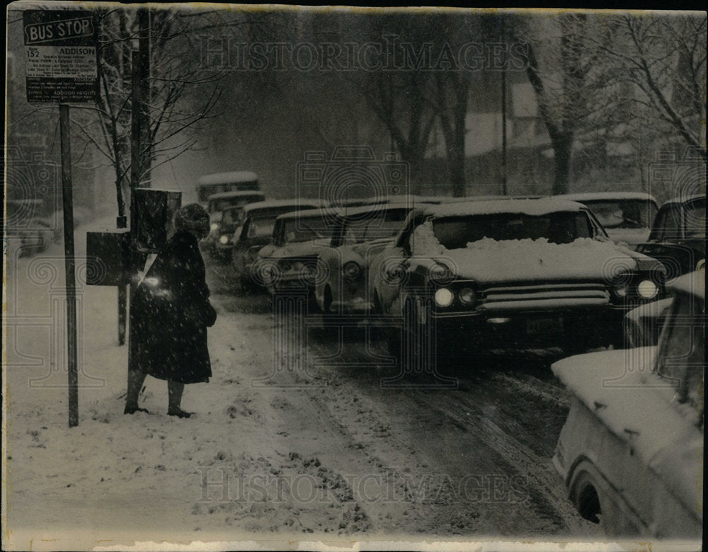 1965 Kennedy Expressway Addison woman bus - Historic Images