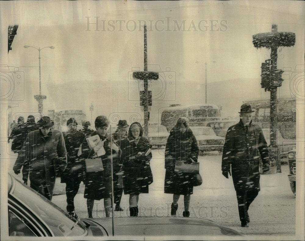 1965 Pedestrian Congress Michigan Snow Walk - Historic Images