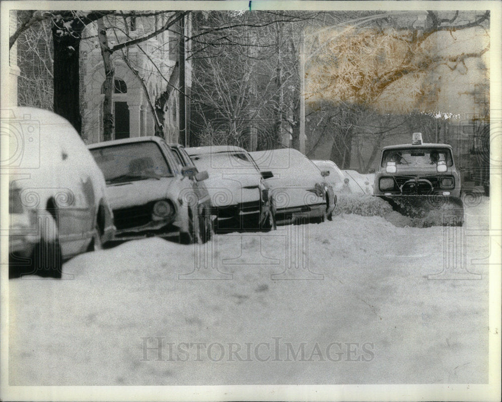 1982 snowplow autos Monday block Winter - Historic Images