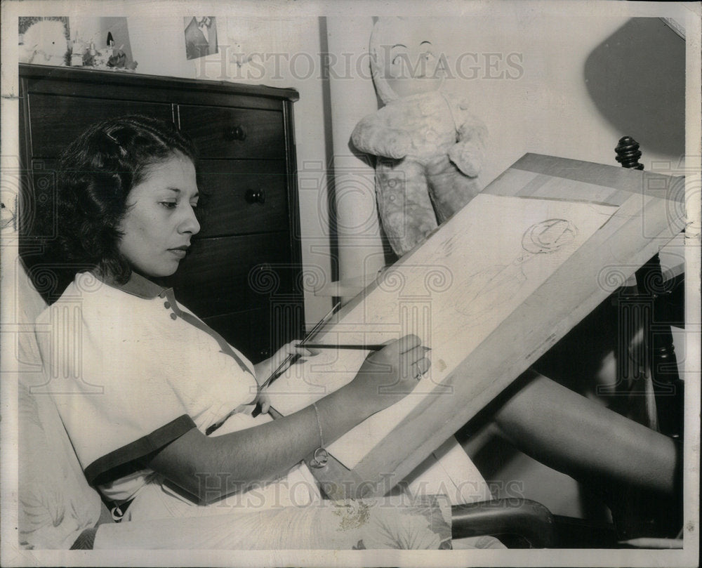 1950 Art Student McCormick Residence YWCA - Historic Images