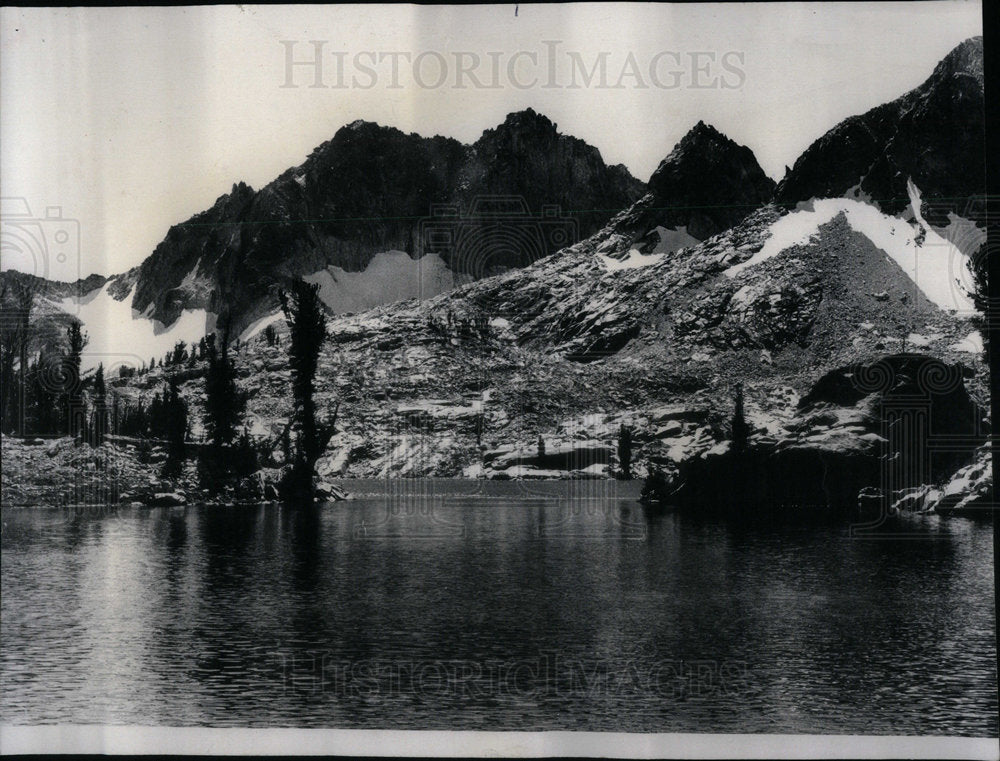 1977 Lake Kathryn bleached mountains silver - Historic Images