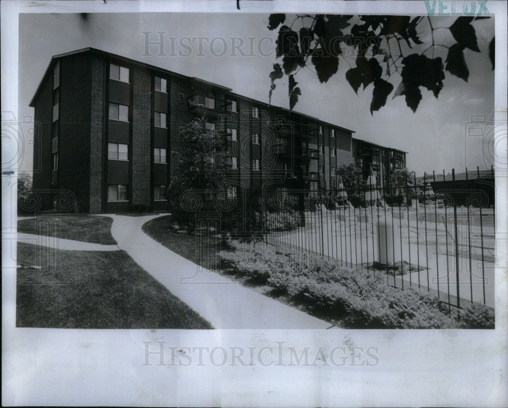 1975 Fountain crest condominiums Dalton - Historic Images