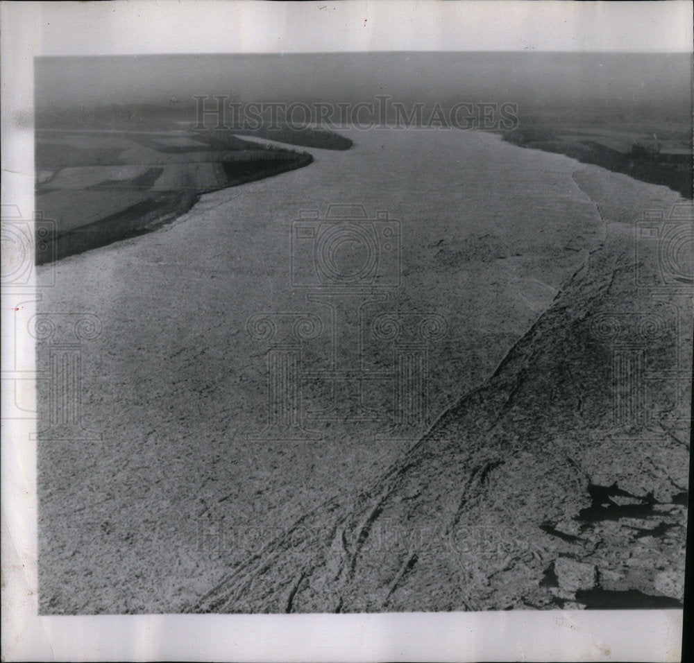 1962 Mississippi river frozen Miles Cairo - Historic Images