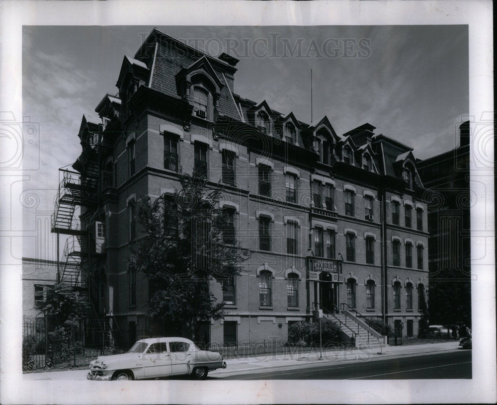 1958 The Illinois Eye and Ear Infirmary - Historic Images