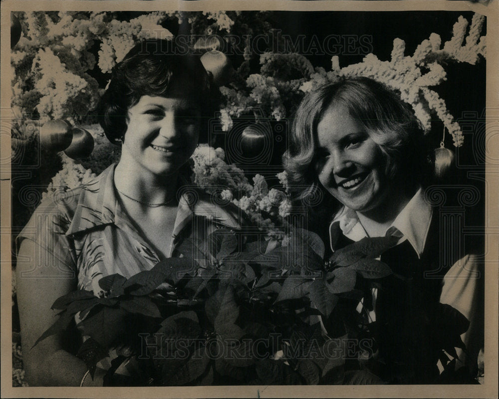 1975 Garfield Park Conservatory Christmas - Historic Images