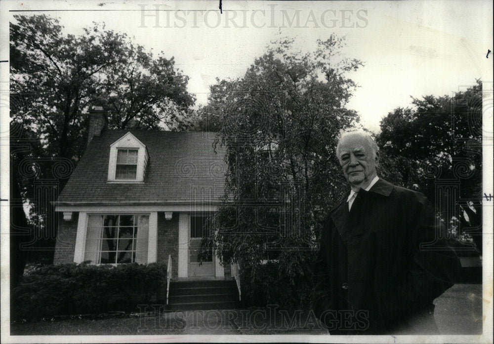 1977 Conway bedroom home Kenilworth scare - Historic Images