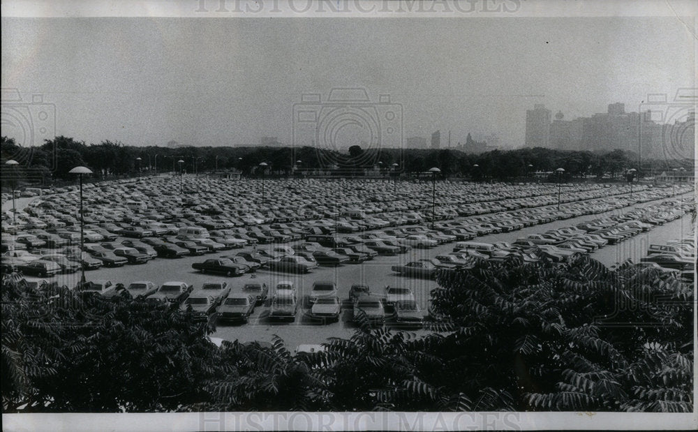 1973 Loop bound motirsit Grant park parking - Historic Images