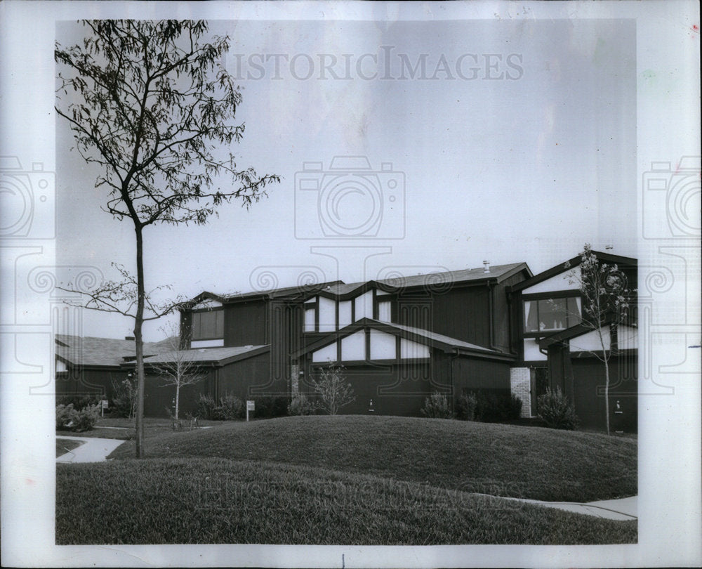 1974 Multilevel town home Partridge Hoffman - Historic Images