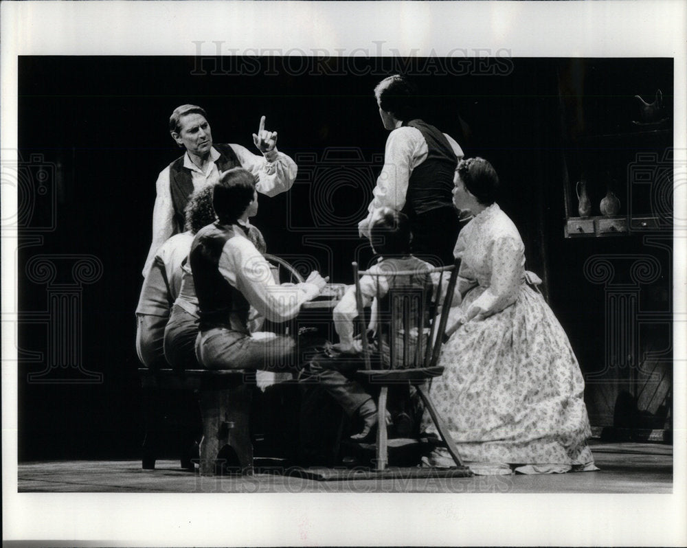 1977 John Cullom Shenandoah Performance - Historic Images