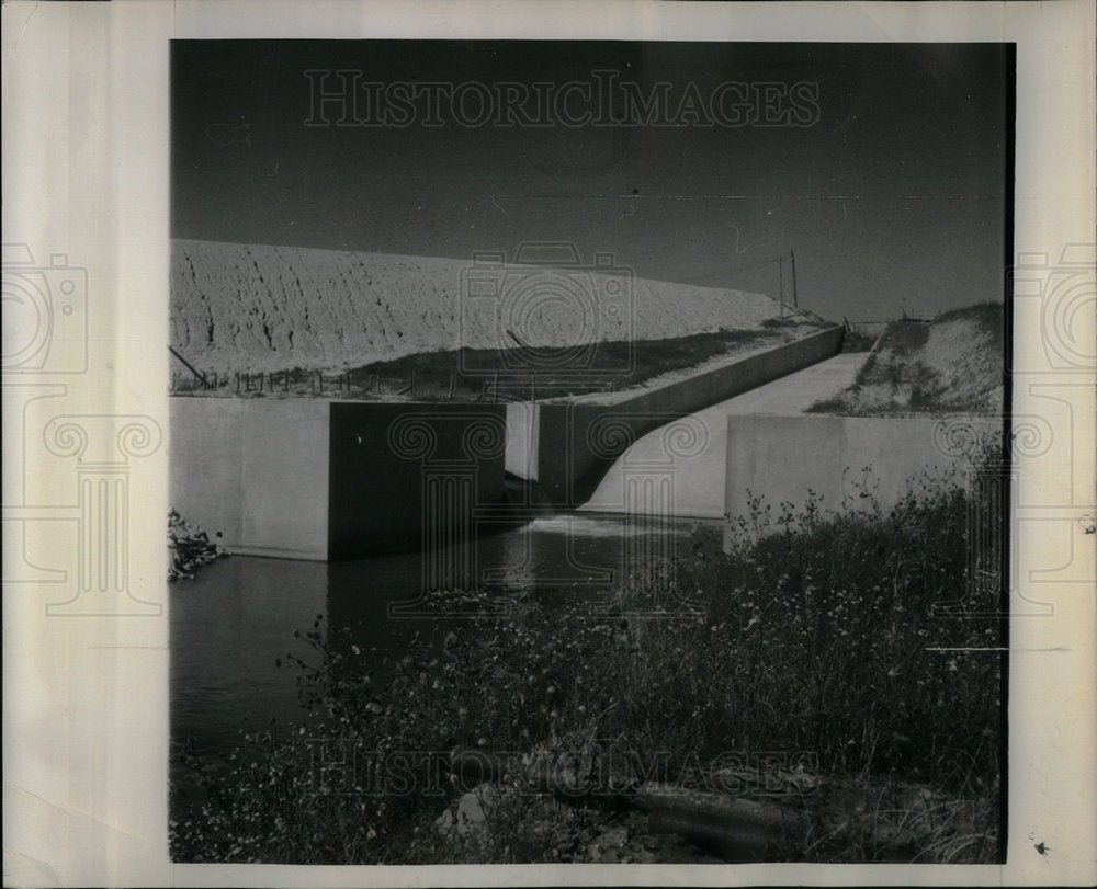 1944 Missouri River Basin Dam - Historic Images