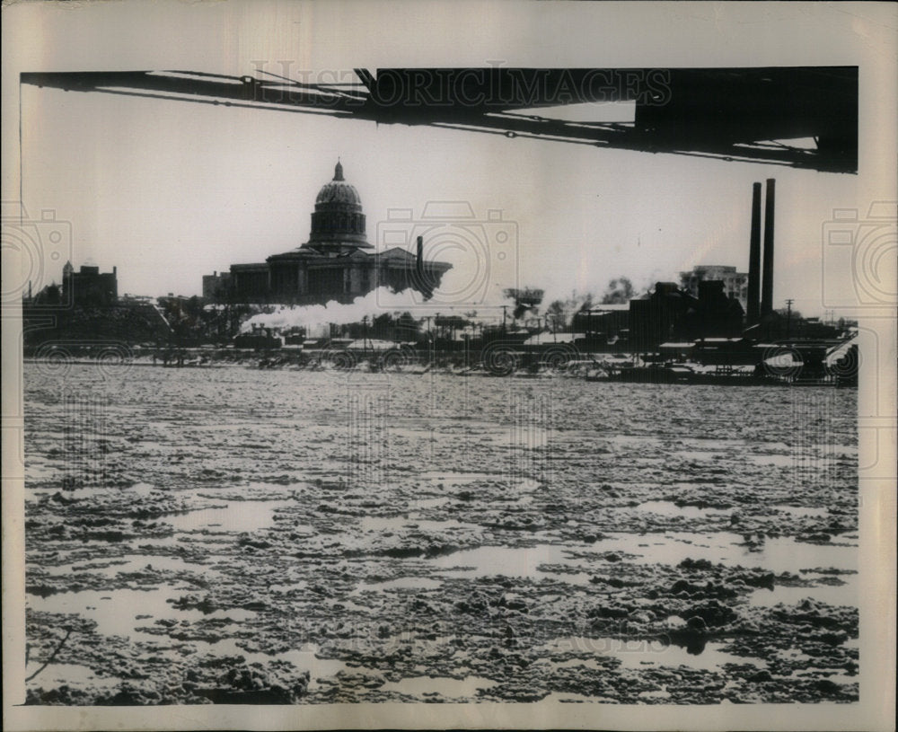 1949 Missouri River - Historic Images