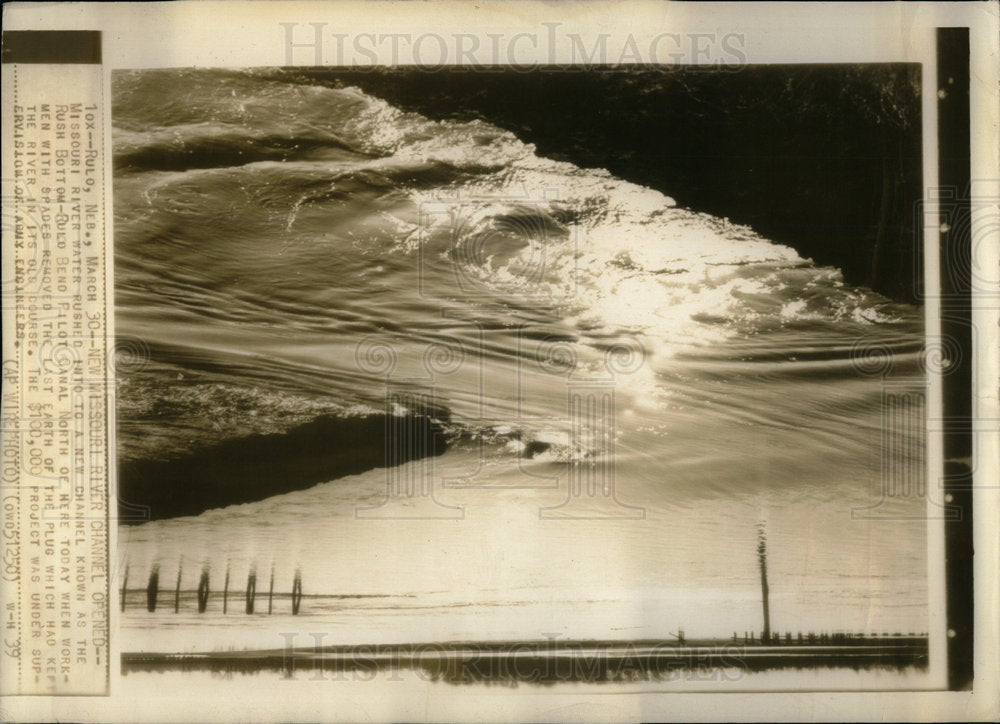 1939 Missouri river channel open water rush - Historic Images