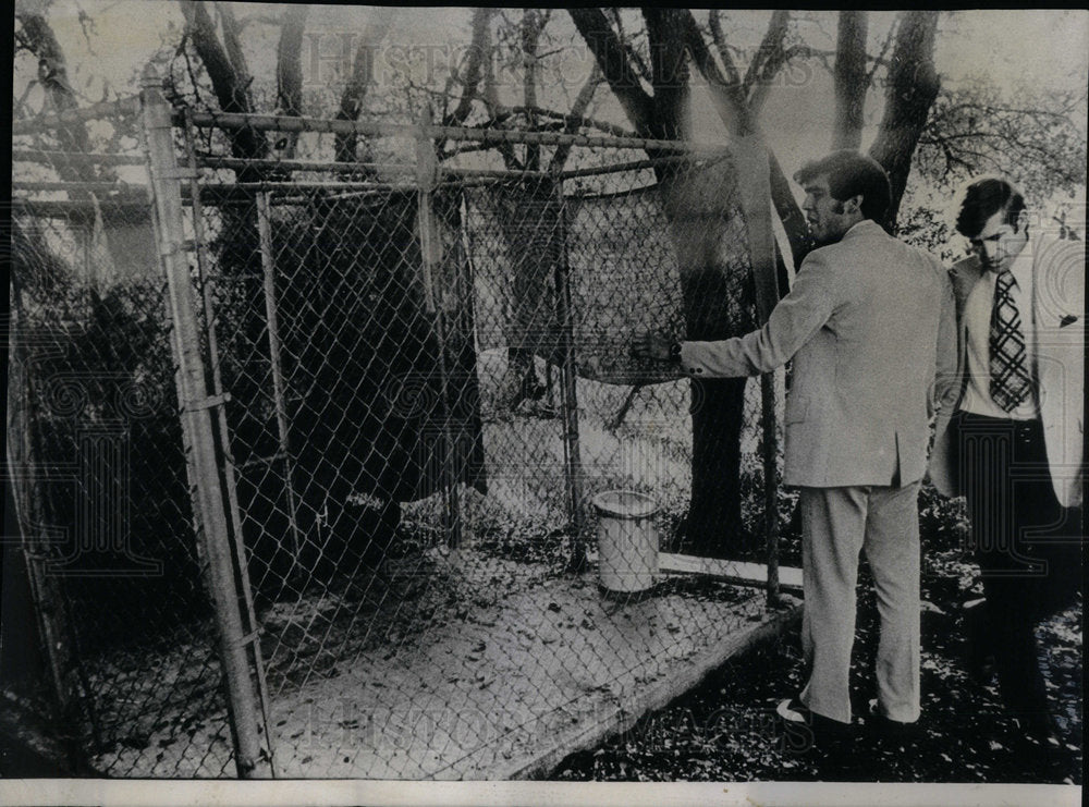 1973 Texas Punishment Pens for Ill. Wards - Historic Images