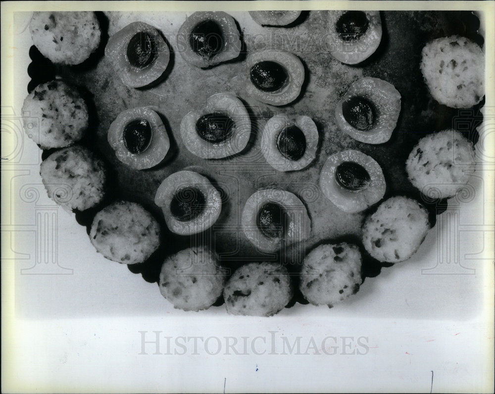 1986 Macaroon Crust Tarts Dishes - Historic Images