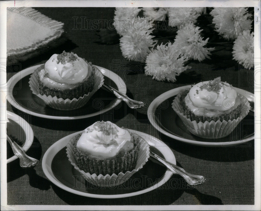 1964 Pineapple Cheesecake Tarts Recipe - Historic Images