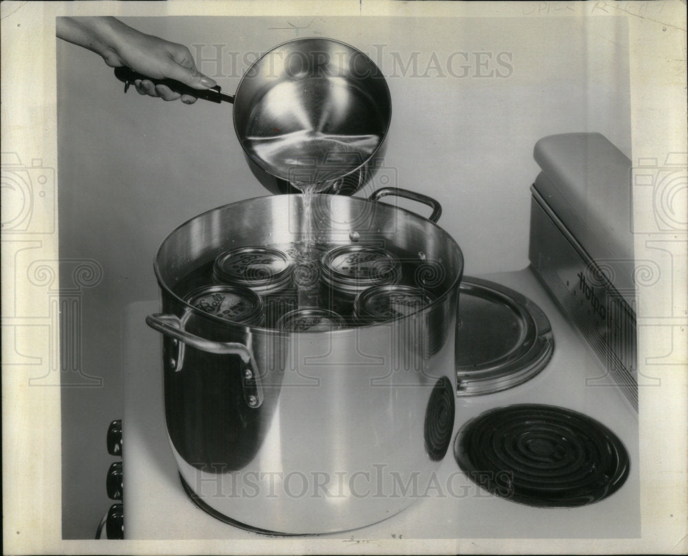 1963 Canning Preserving Food Method Chicago - Historic Images