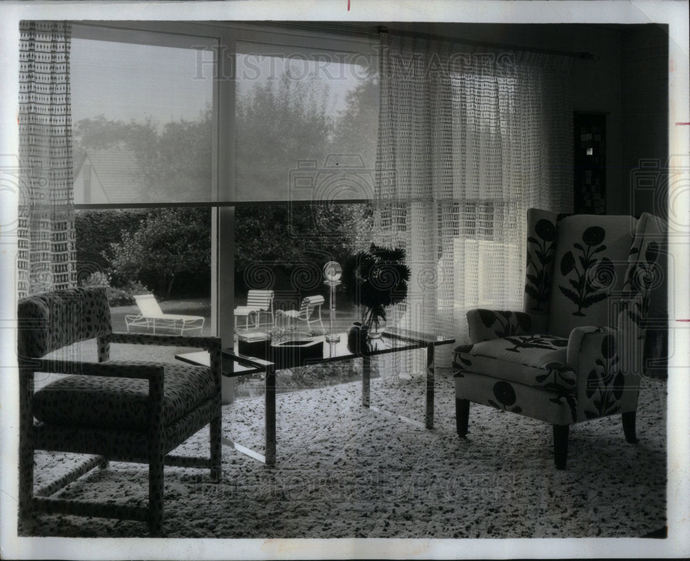 1971 Contemporary Lace Design Windows Mich - Historic Images