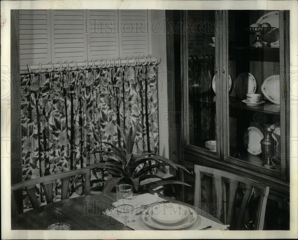 1963 Window Treatment Early American - Historic Images