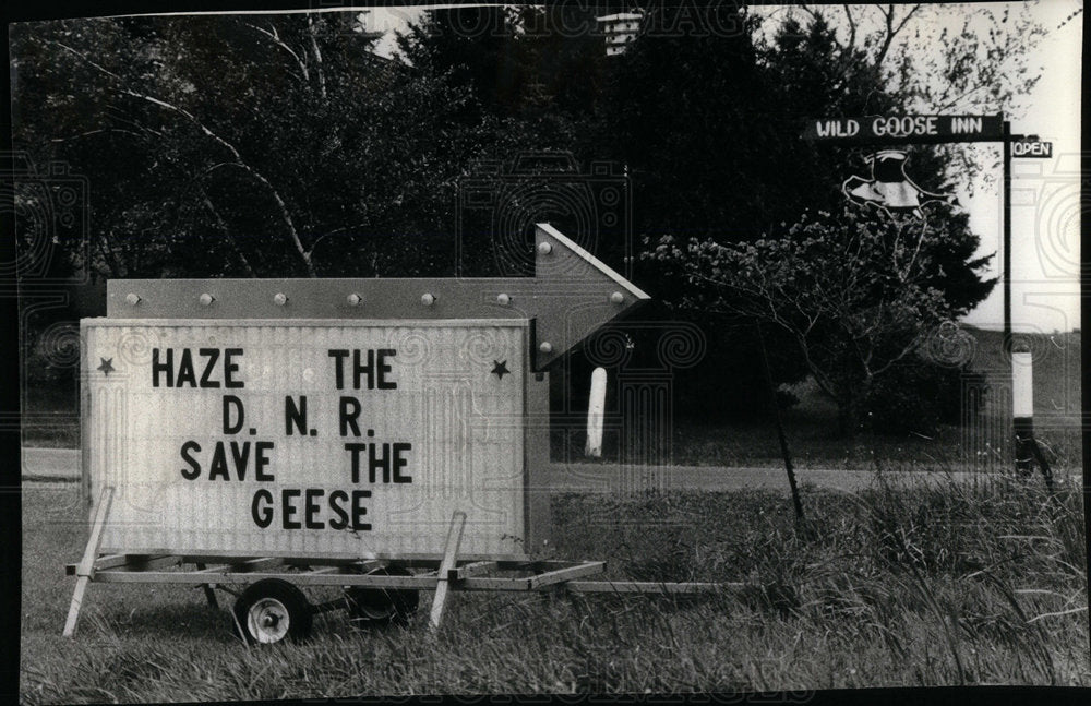 1978 Store Owner Sign Save Geese Horicon - Historic Images
