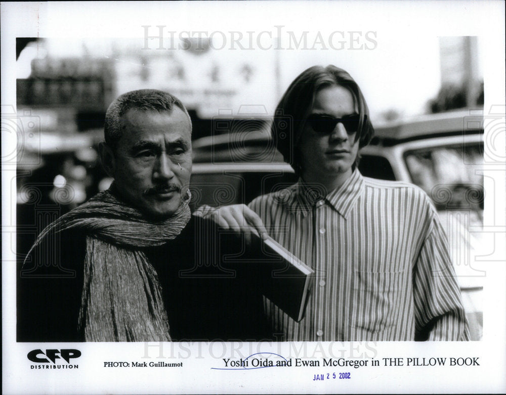 2002 Yoshi Oida Ewan McGregor The Pillow - Historic Images