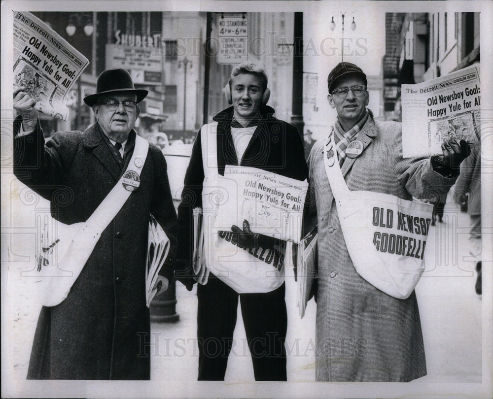 1959 Harold B Kuder Good Fellow Newsboy Det - Historic Images