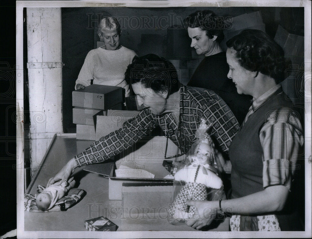 1960 Dorothy Trussell, Alice Magill, LaVern - Historic Images