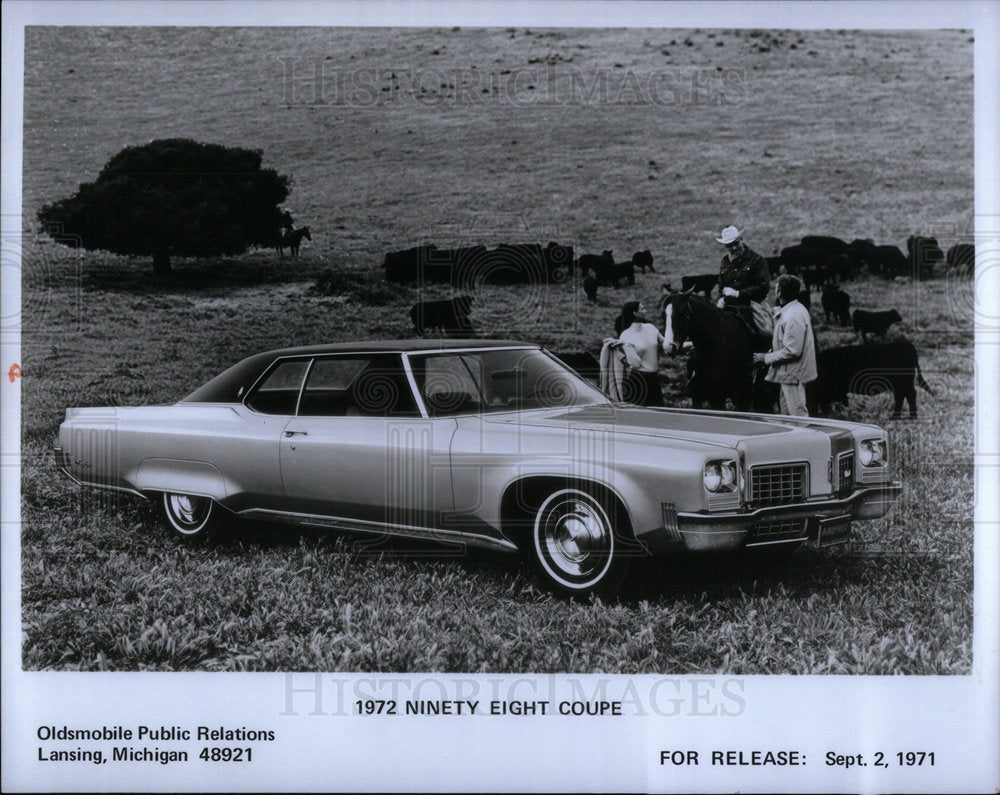 1971 Ninety Eight Coupe Car - Historic Images