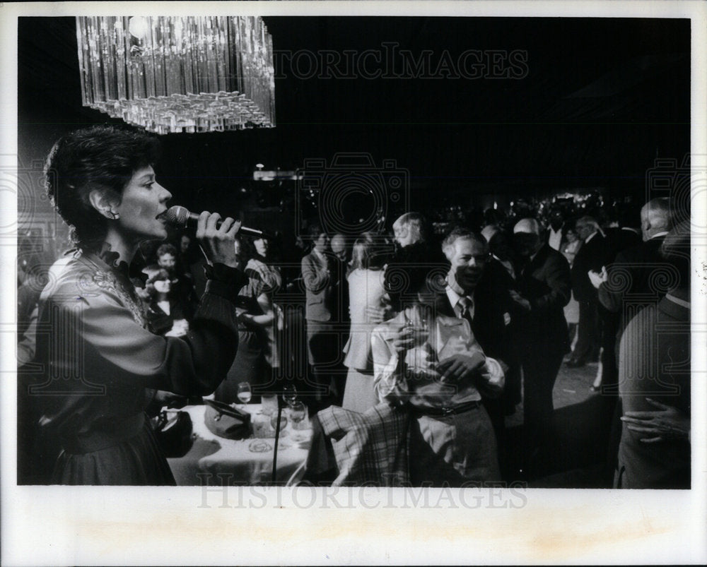 1981 Talulah Jane Riley-Milburn Singer - Historic Images