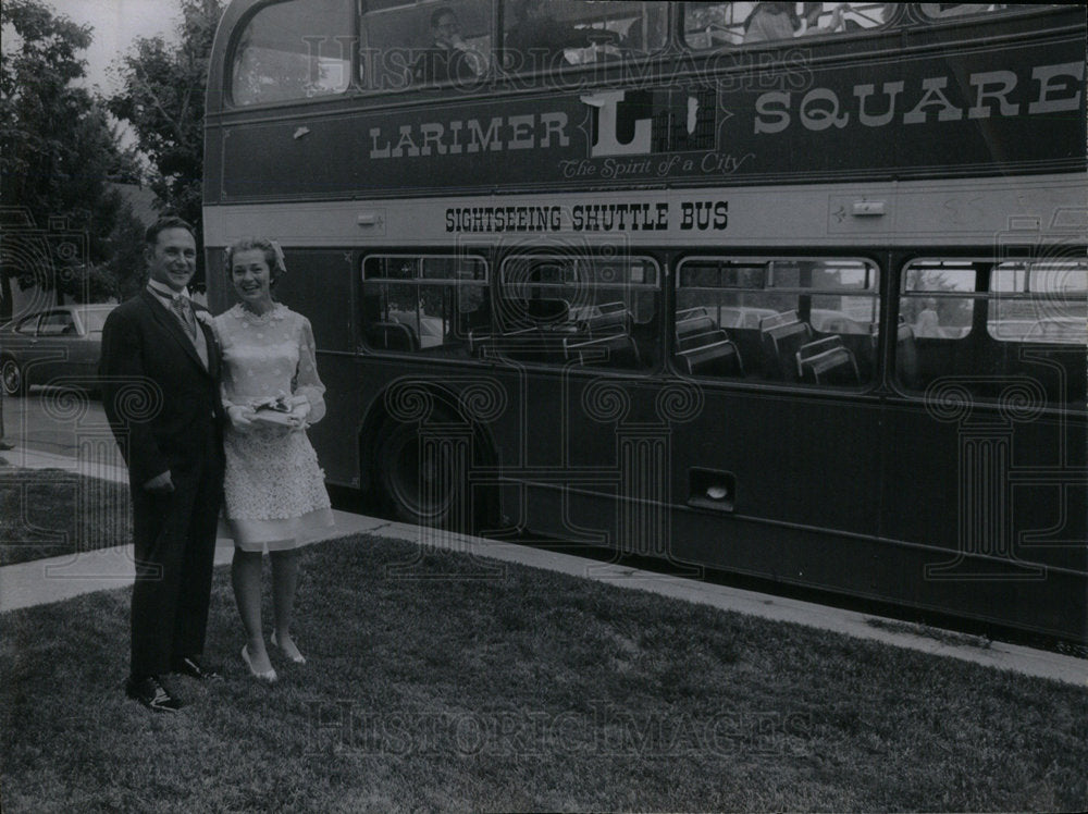 1970 London bus transports wedding party - Historic Images