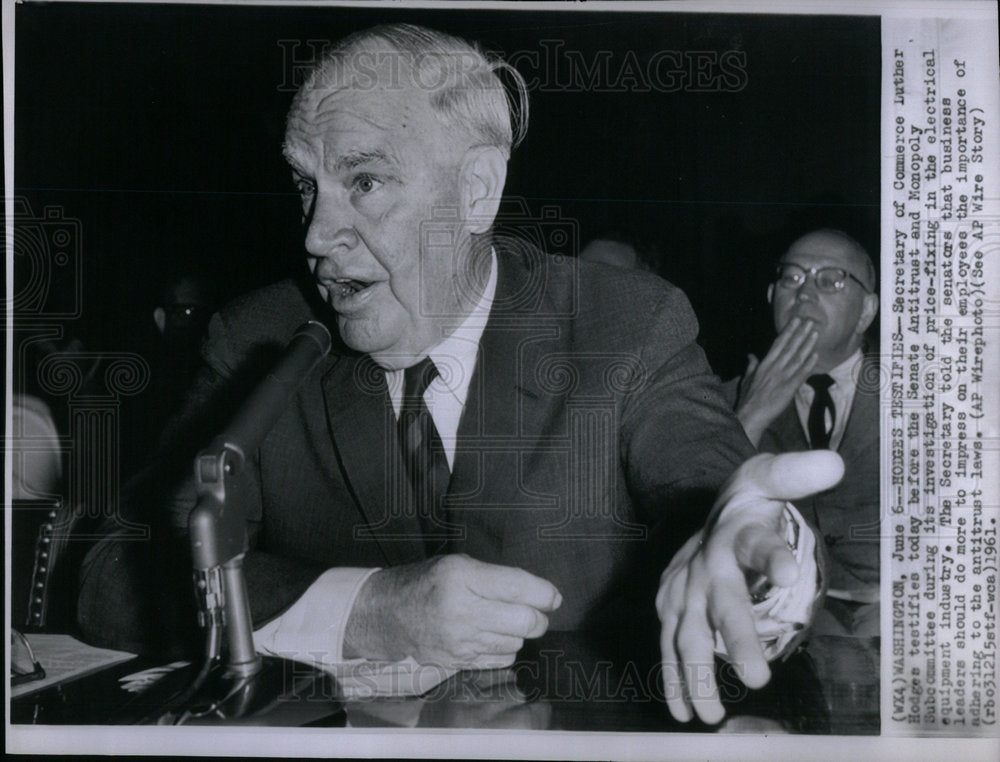 1961 Luther Hodges - Historic Images