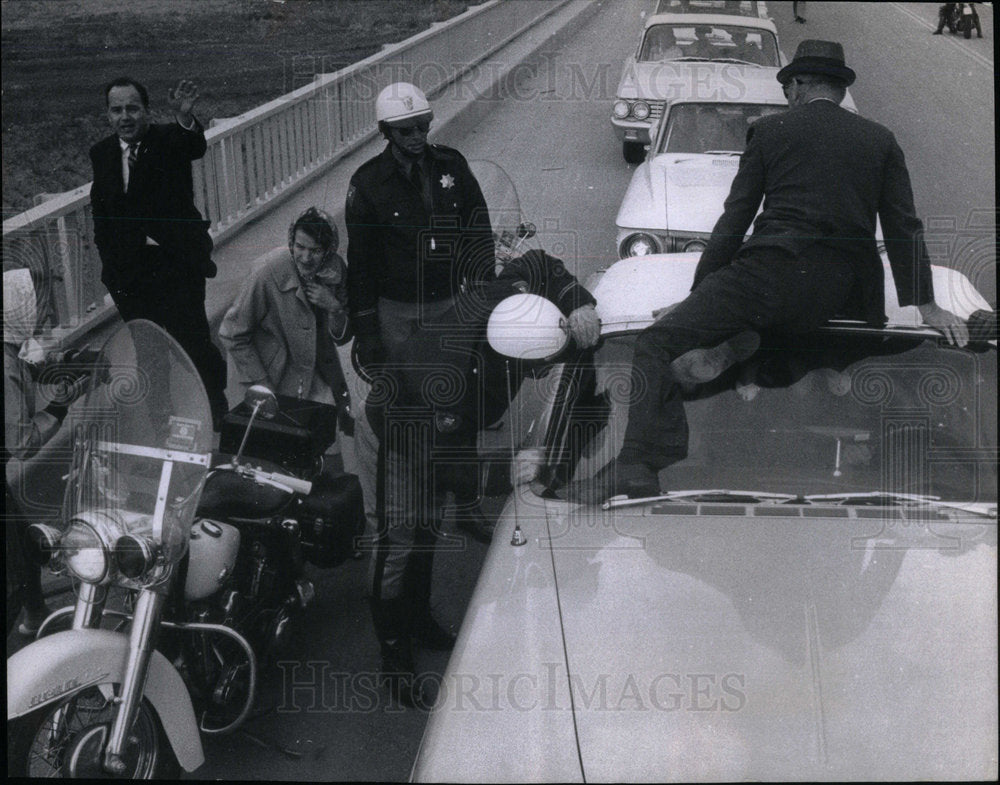 1962 Scott Carpenter Astronaut Boulder - Historic Images