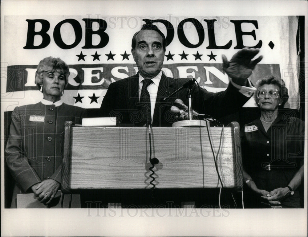 1987 Bob Dole - Historic Images