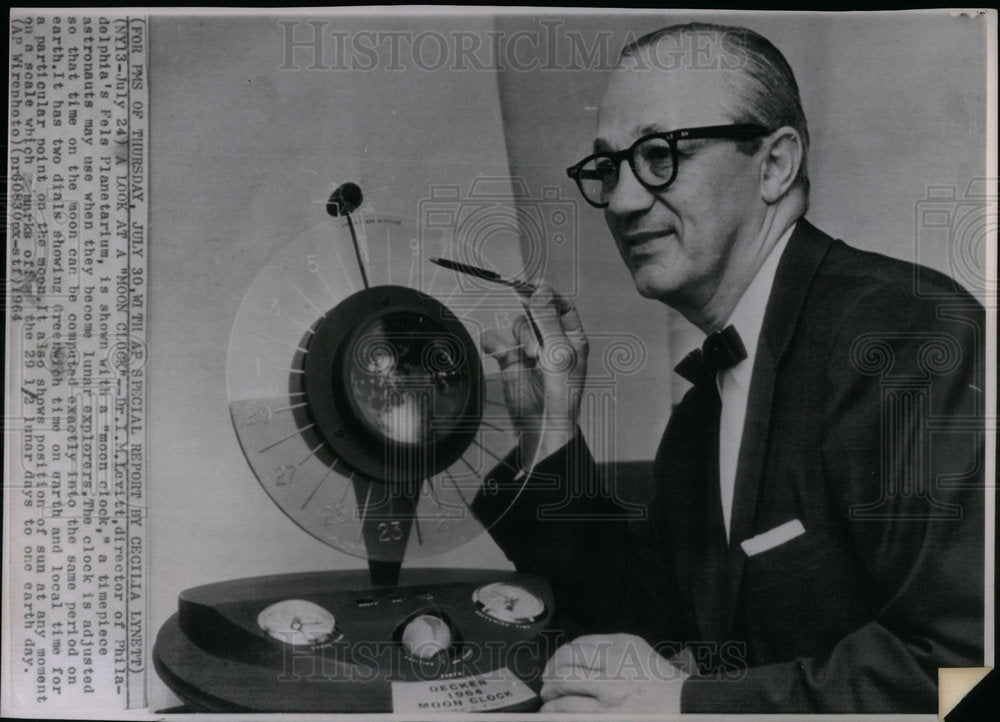 1964 Dr. Levitt Moon Clock - Historic Images