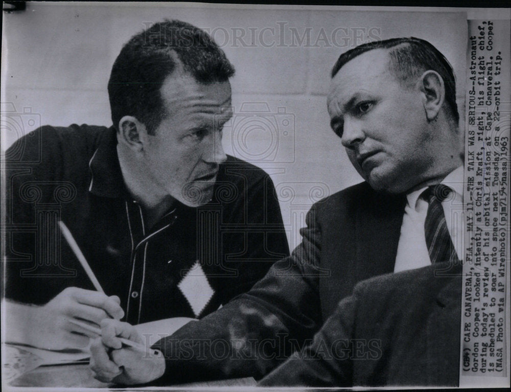 1963 Astronaut Gordon Cooper &amp; Chris Craft - Historic Images