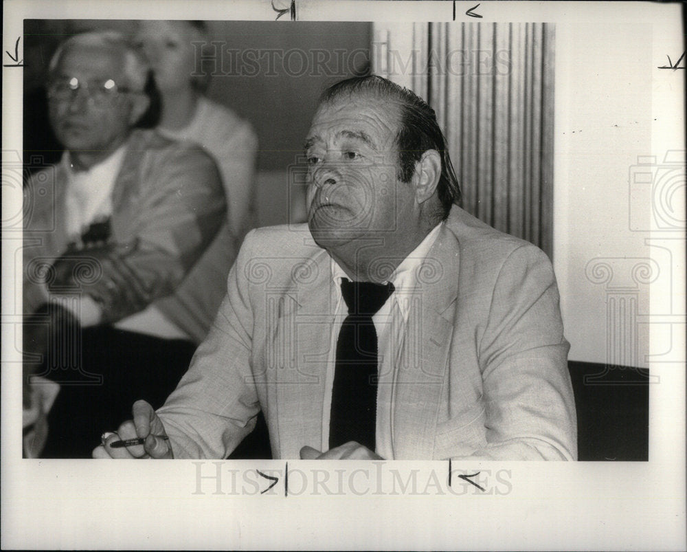 1982 Macomb County Commissioner Grove - Historic Images