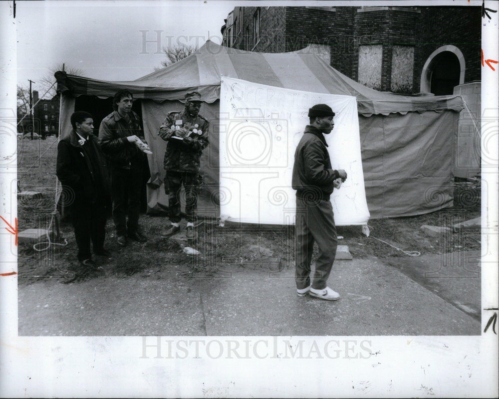 1991 Michigan activist group poverrty test - Historic Images