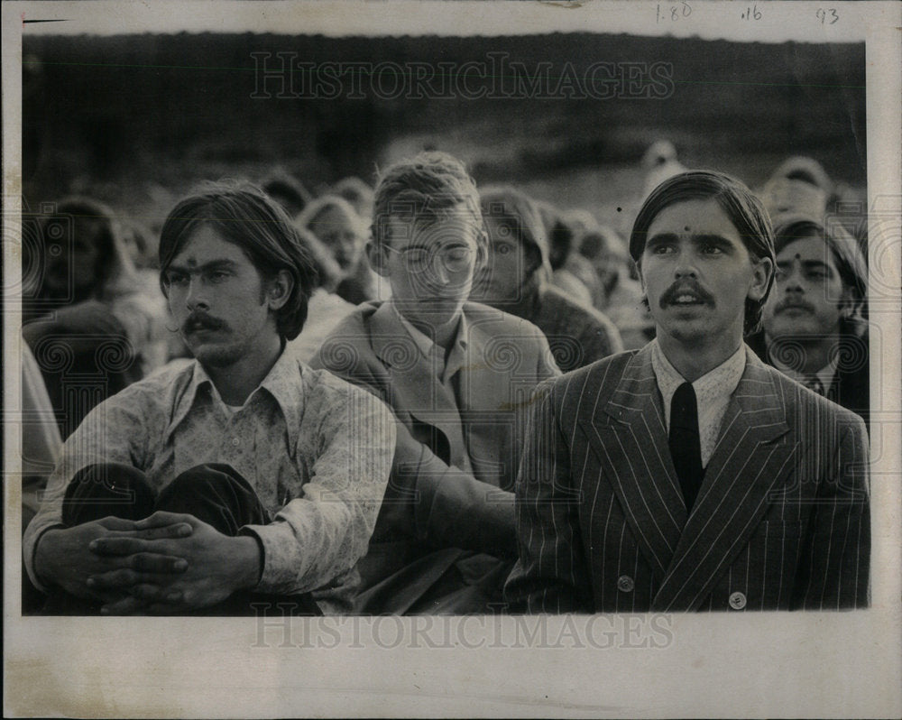 1972 Guru Maharaja Ji leader addresses old - Historic Images