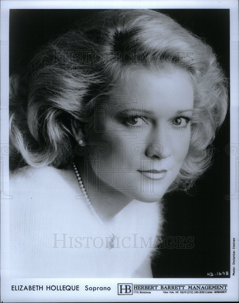 1995 Elizabeth Holleque, soprano - Historic Images