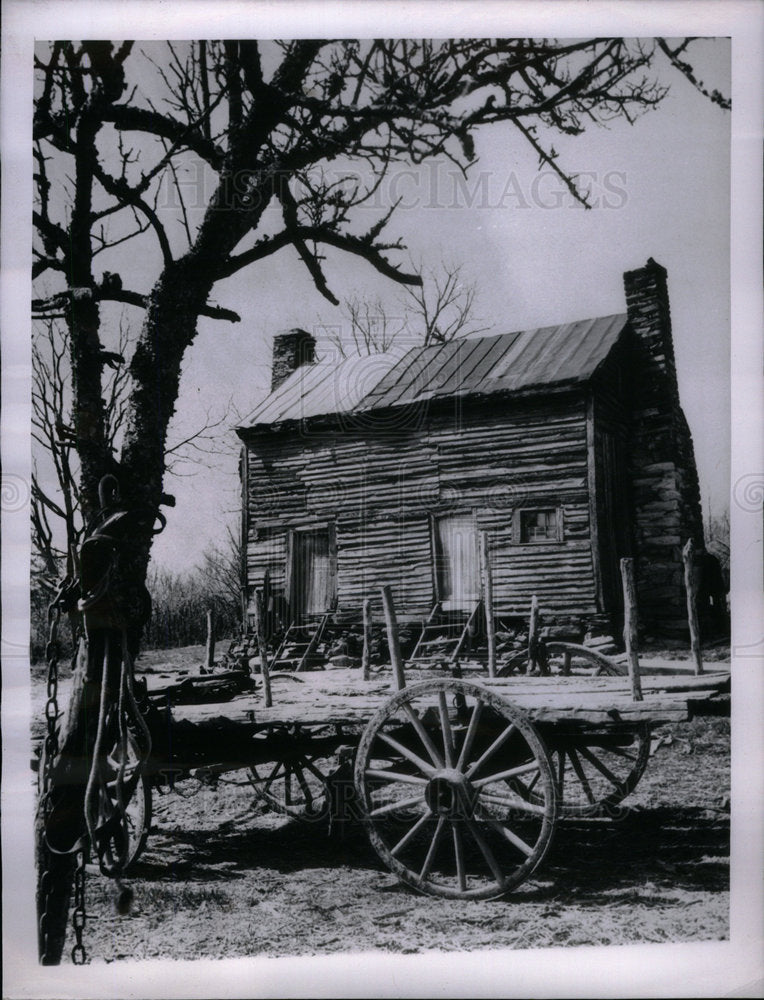 1960 Luther Hodges Secretary Commerce Shack - Historic Images