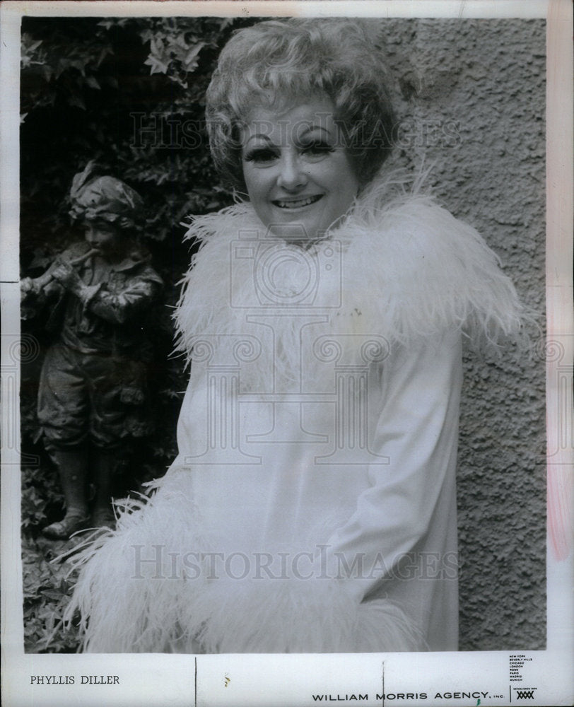 1972 Phyllis Diller Merican Fang Comedian - Historic Images