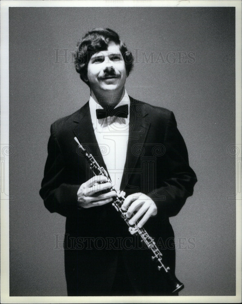 1981 David Lichensten music oboist symphony - Historic Images