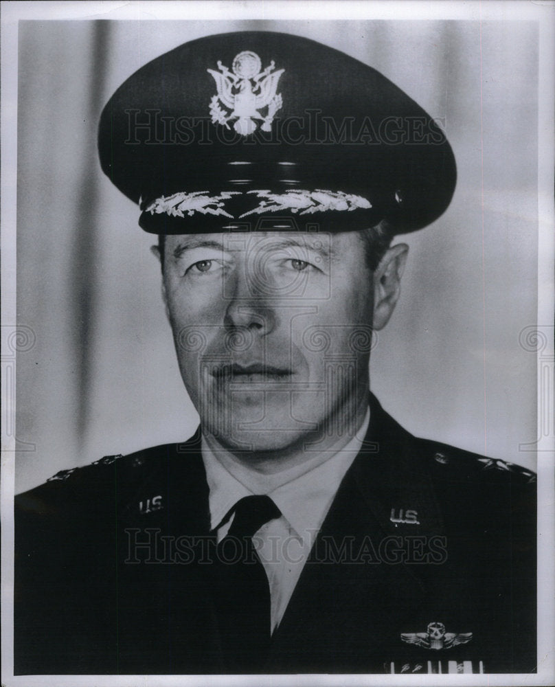 1963 Gen.John C. Meyer, Commander In Chief. - Historic Images