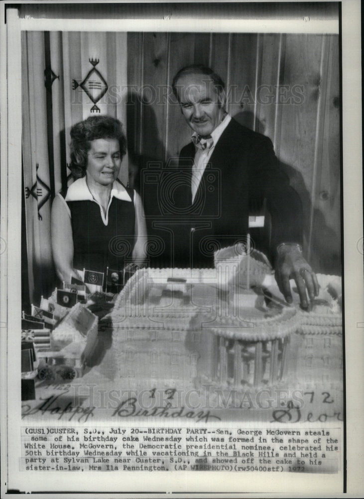 1972 Sen George McGovern White House Cake - Historic Images