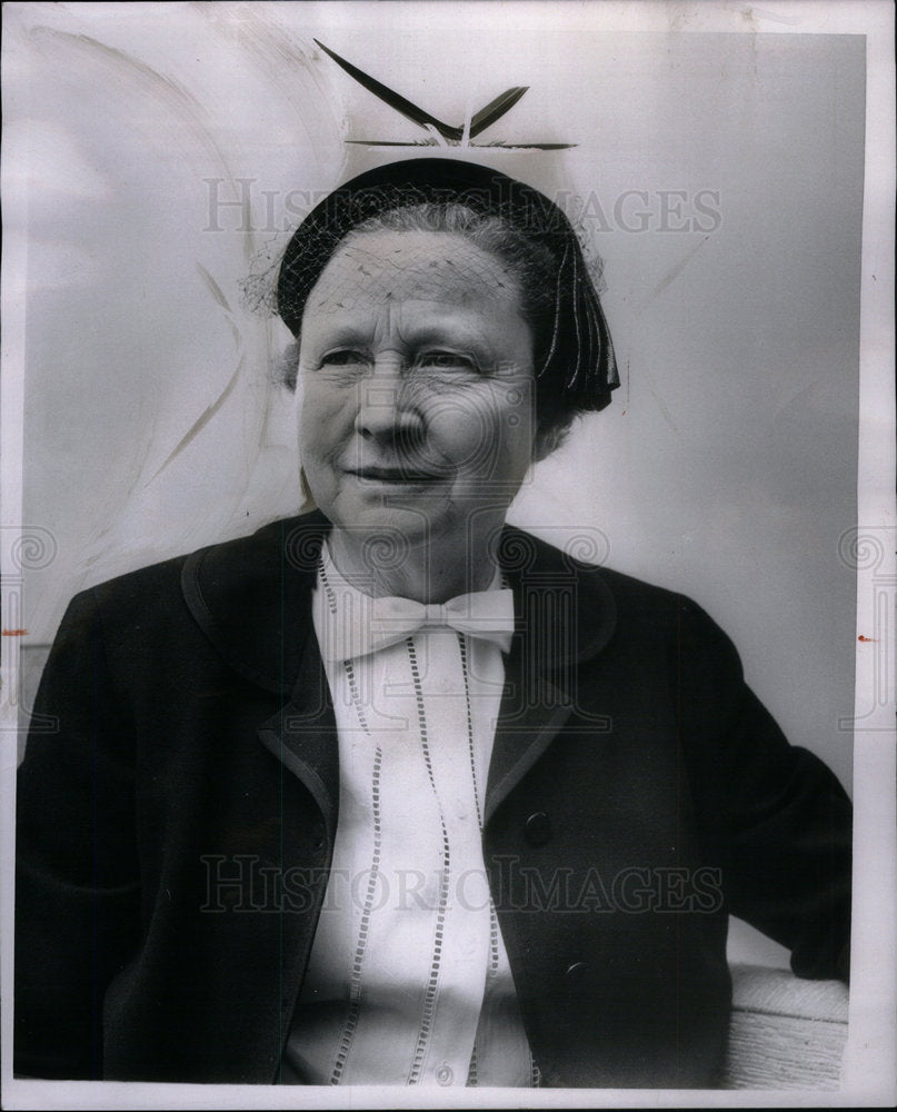 1960 Millicent McIntosh president Barnard - Historic Images