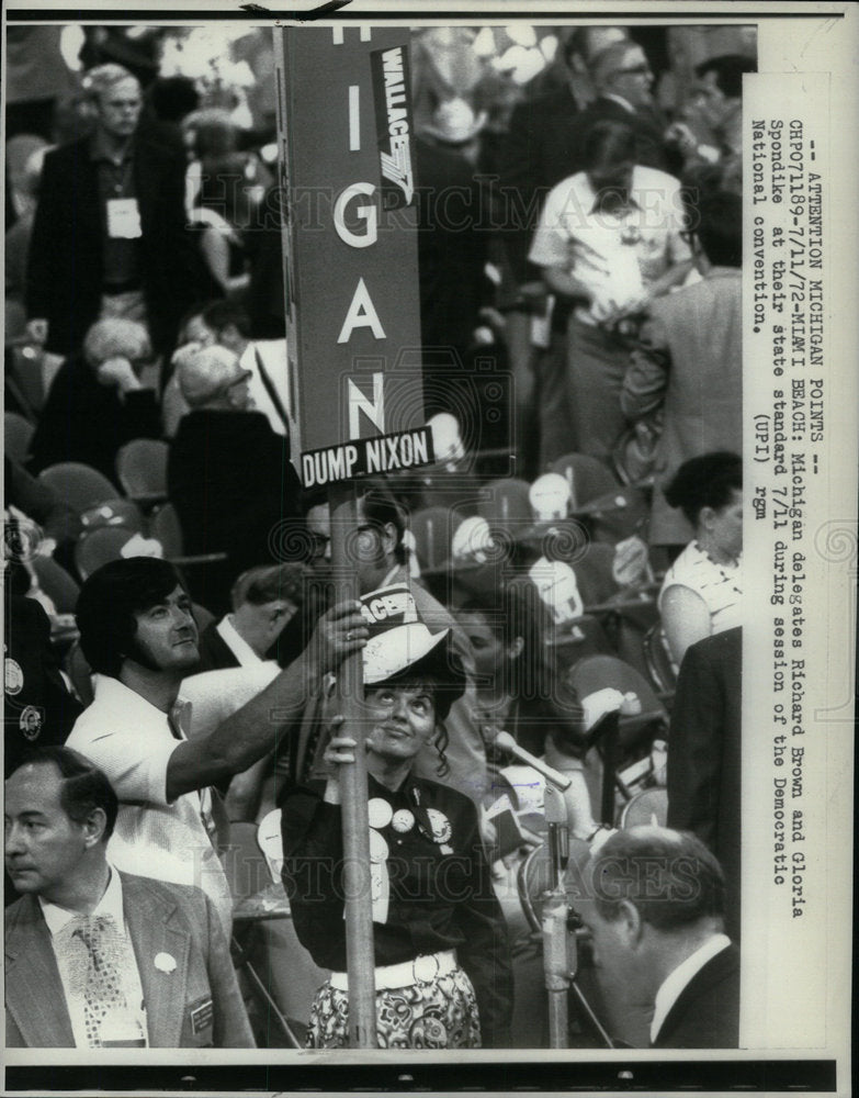 1972 Richard Gloria Democratic Convention - Historic Images