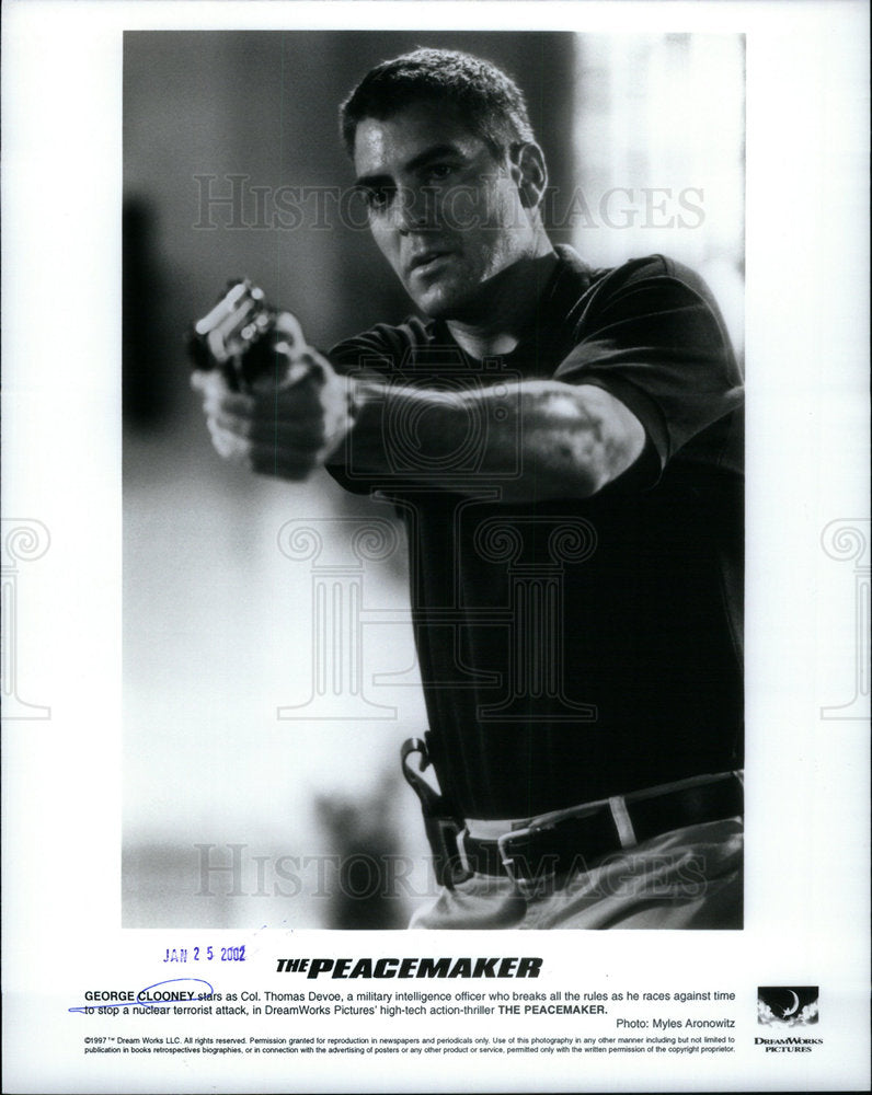 2002 Officer Peacemaker Clooney George - Historic Images